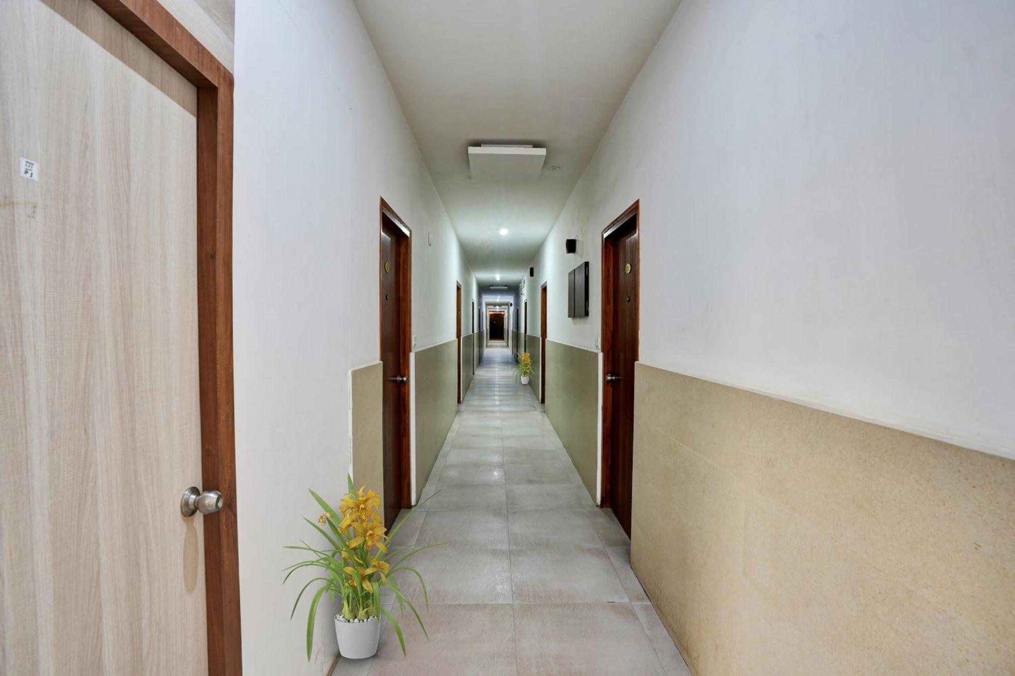 B Six Hotel Bengaluru Kültér fotó
